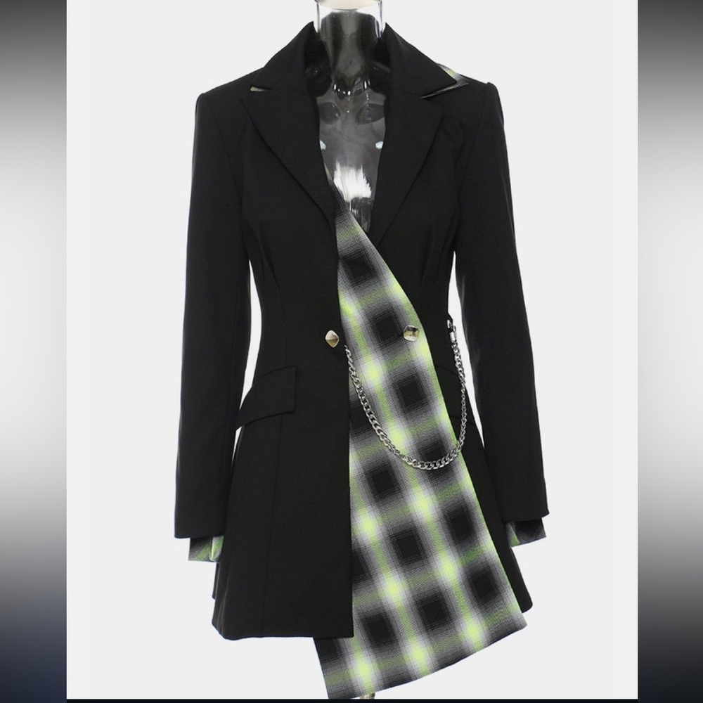 Stylish Black and Green Plaid Women's Jacket
